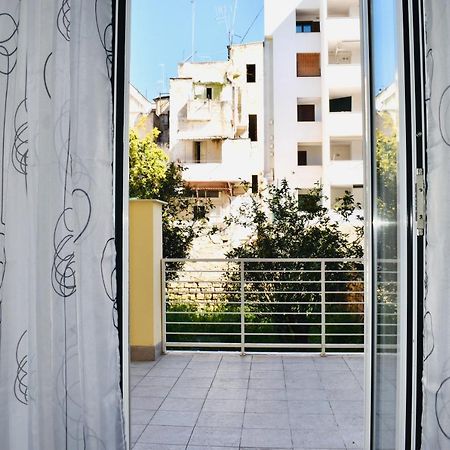 דירות בארי Miral One מראה חיצוני תמונה